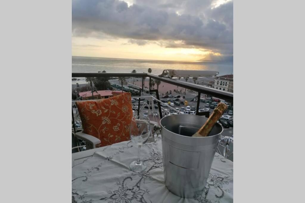 Sunset Home Ventimiglia Buitenkant foto